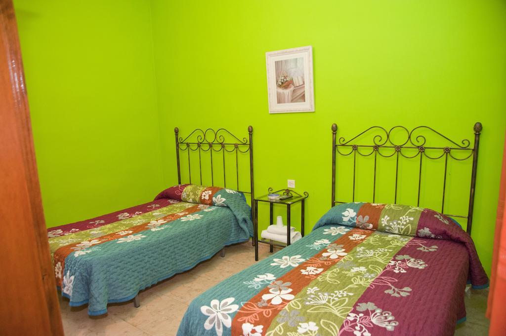 Hostal Restaurante Reina El Tejar المظهر الخارجي الصورة